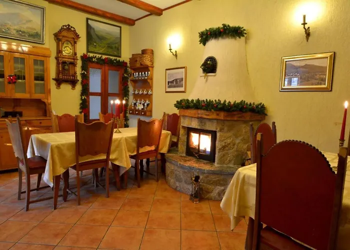 Konukevi Dom Polana 3*